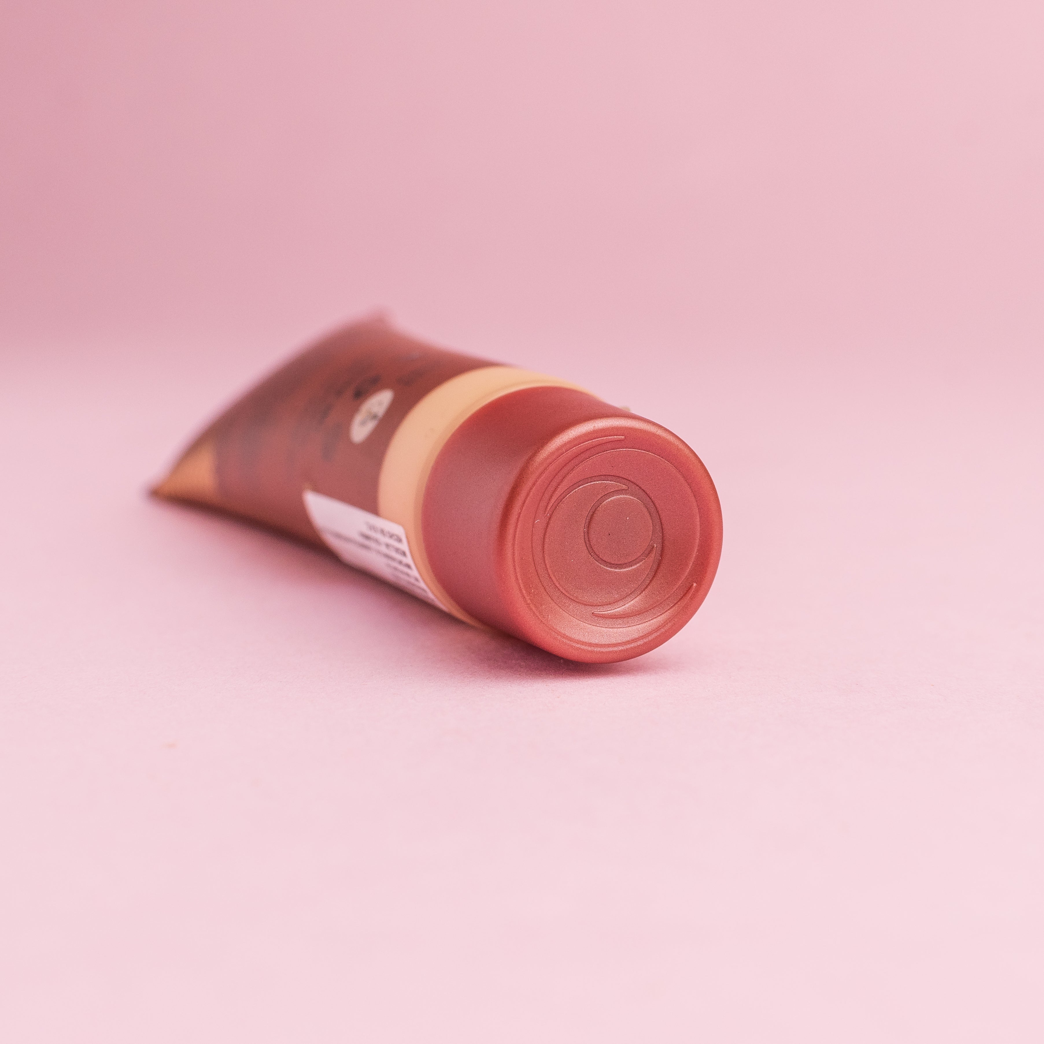Base Líquida Ruby Rose Soft Matte – Tono Bege 3 (29 ml / 0.98 oz)
