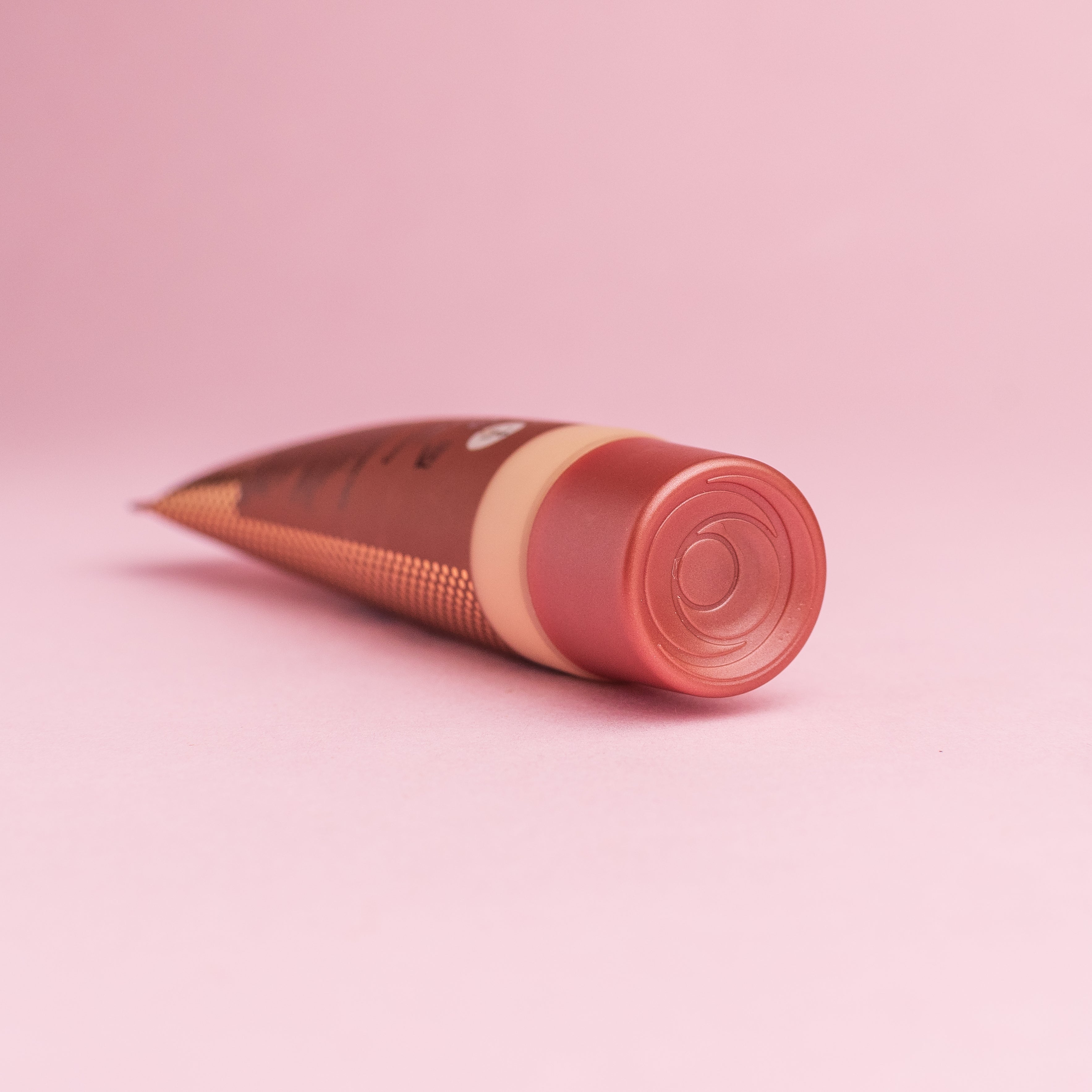 Base Líquida Ruby Rose Soft Matte – Tono Bege 5 (29 ml / 0.98 oz)