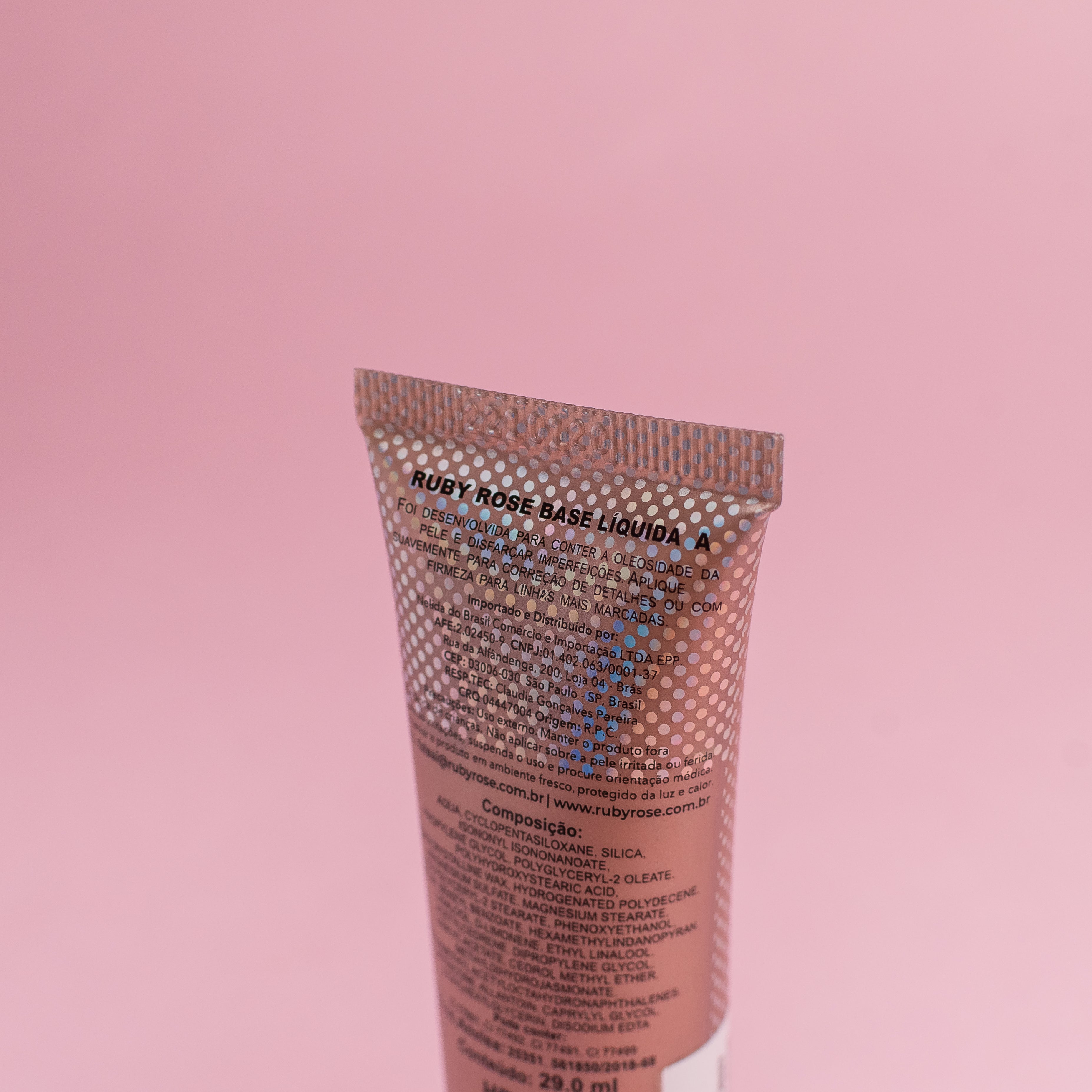 Base Líquida Ruby Rose Natural Look – Tono Nude 4 (29 ml / 0.98 oz)