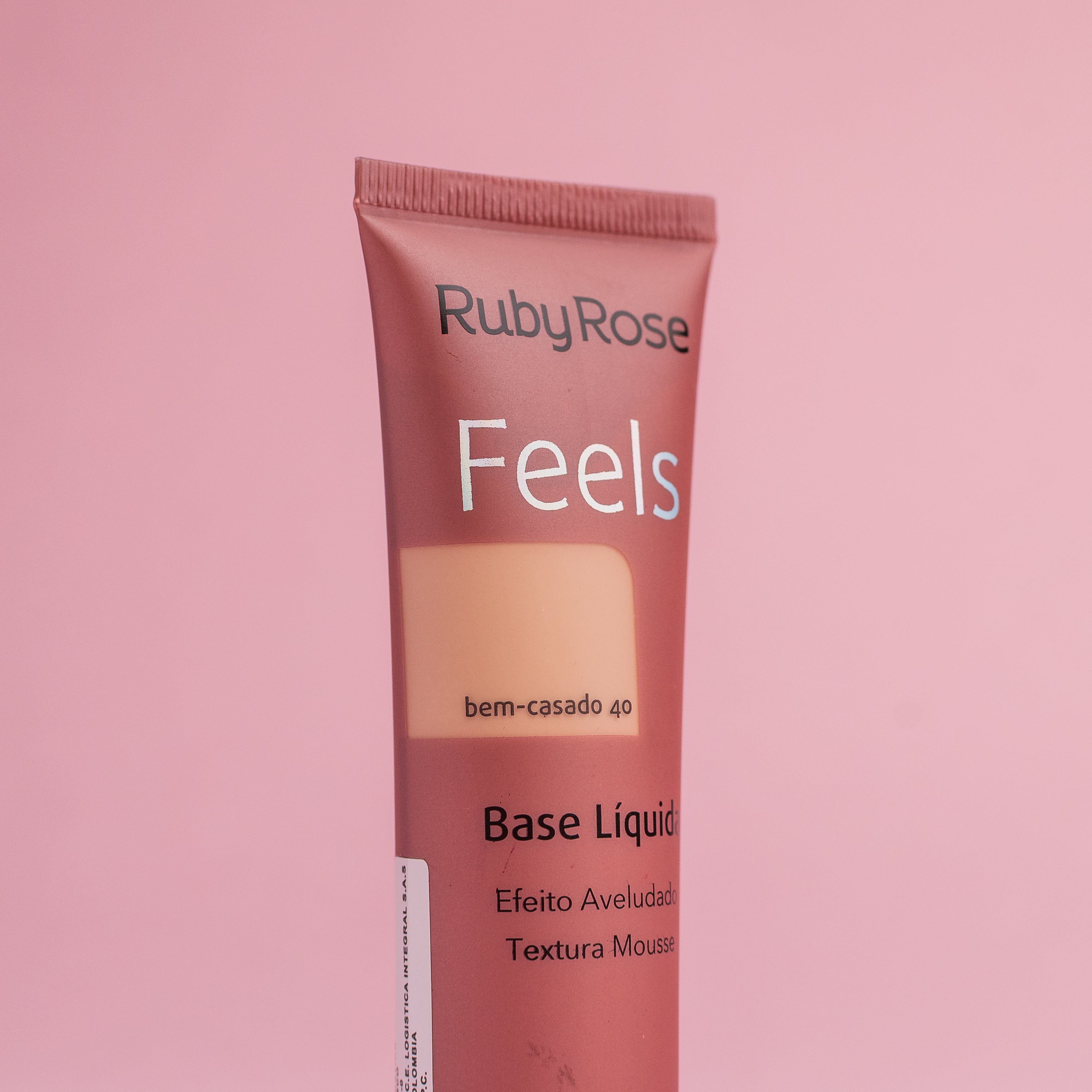 Base Líquida Ruby Rose Feels – Tono Bem-casado 40 | 29 ml (0.98 oz)