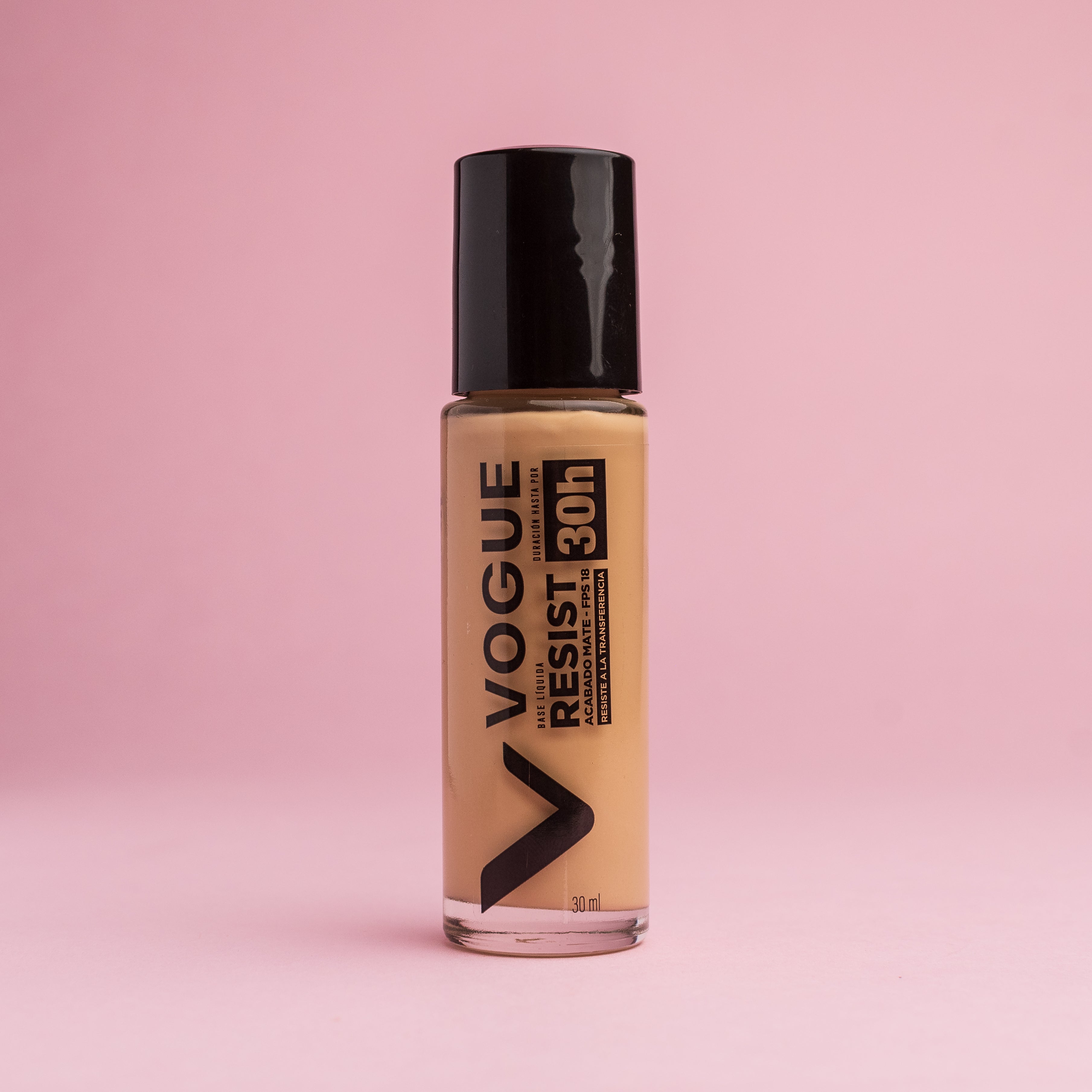 Base Líquida Vogue Resist 30h – Tono Porcelana (30 ml / 1.01 oz)