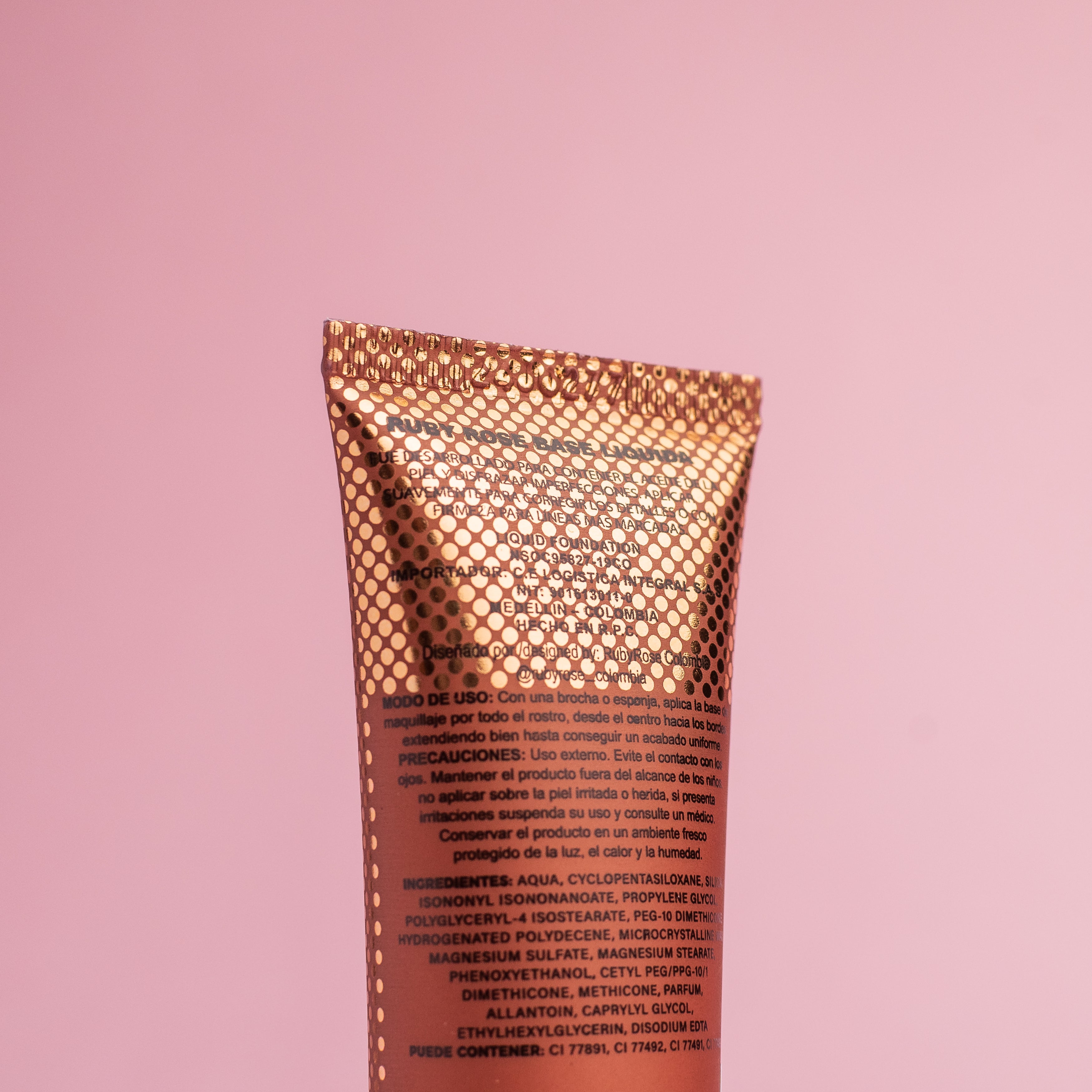 Base Líquida Ruby Rose Soft Matte – Tono Nude 2 (29 ml / 0.98 oz)