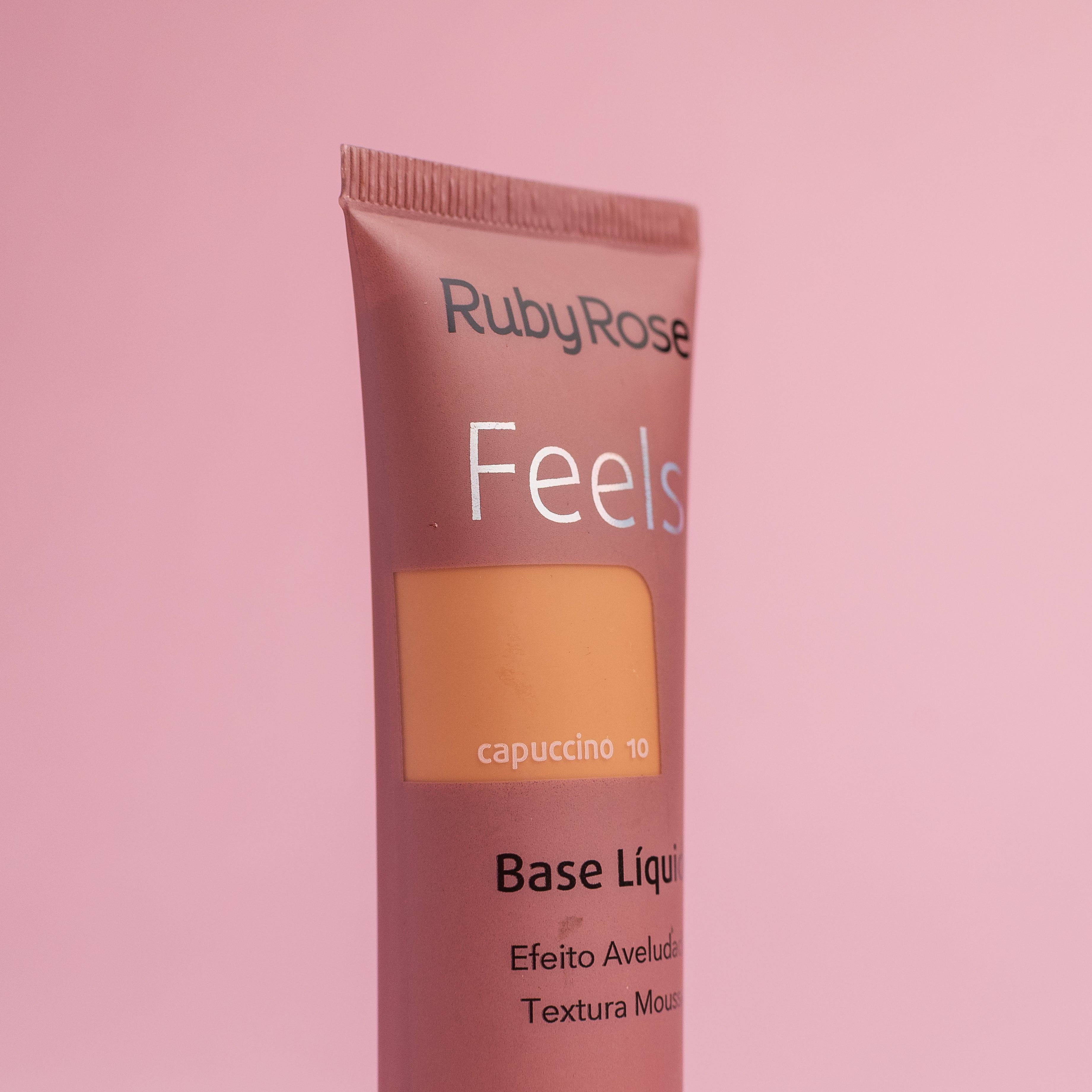 Base Líquida Ruby Rose Feels – Tono Cappuccino 10 | 29 ml (0.98 oz)