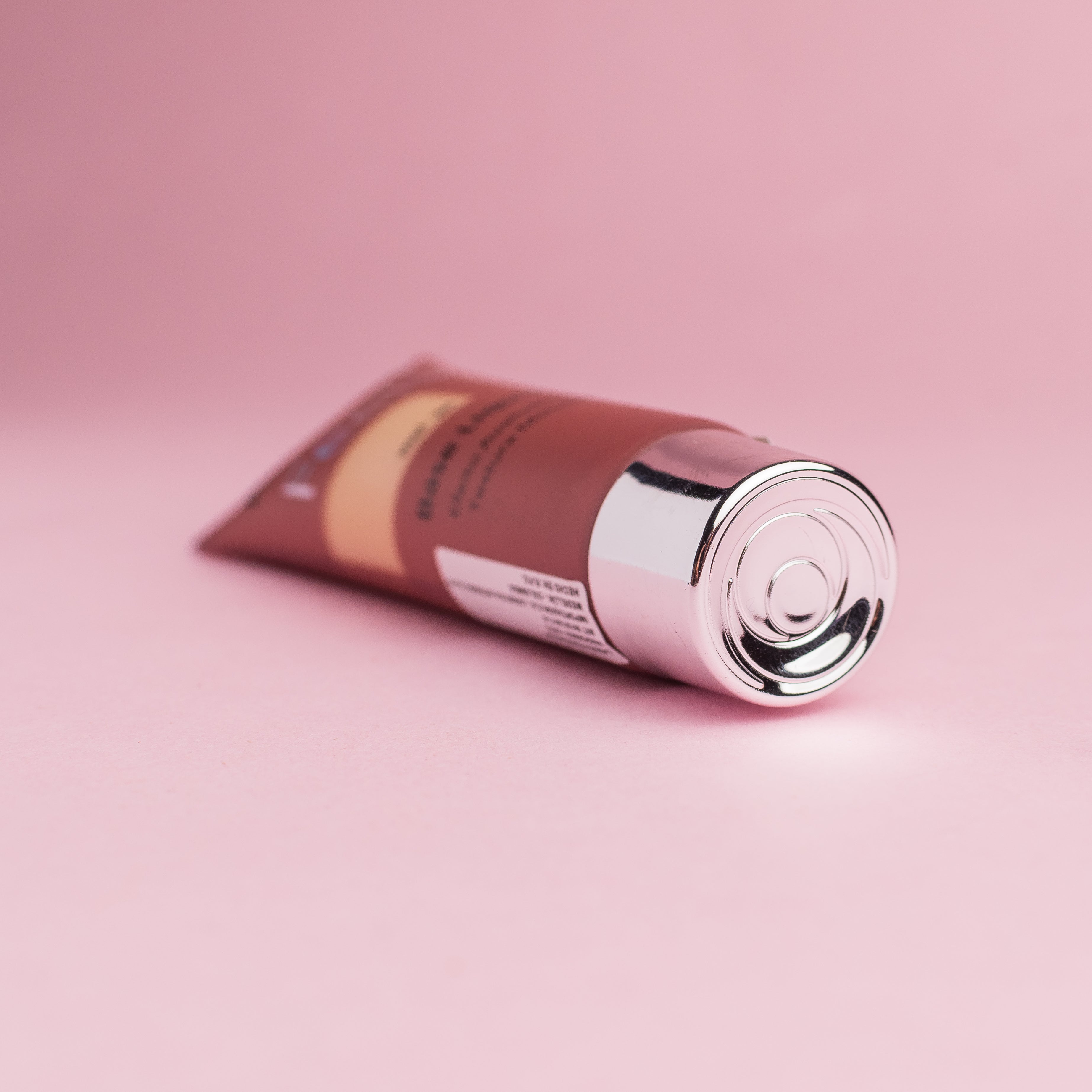 Base Líquida Ruby Rose Feels – Tono Mel 30 | 29 ml (0.98 oz)