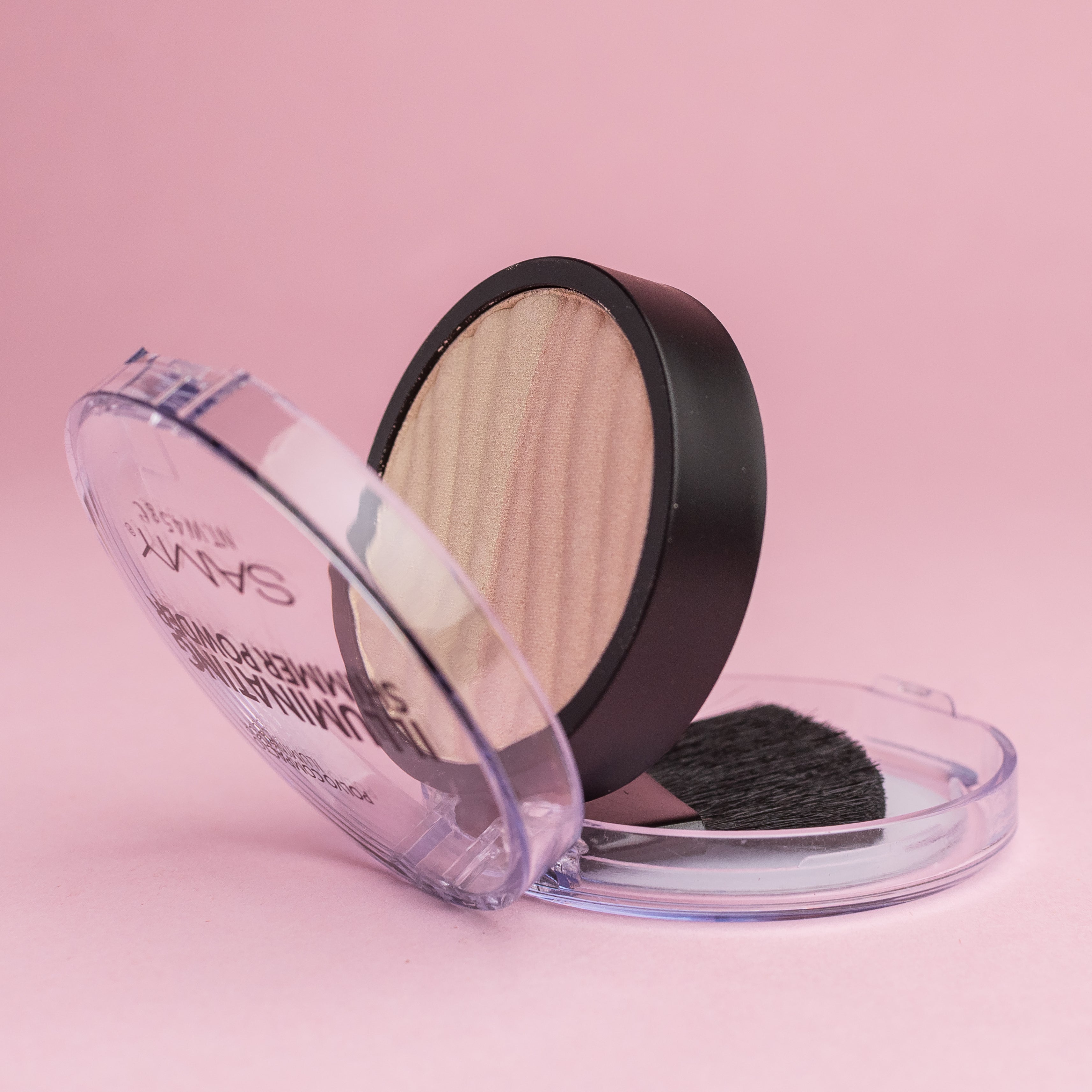Iluminador en polvo compacto 	Samy  Shimmer Powder Diamond Glow 	4,5g