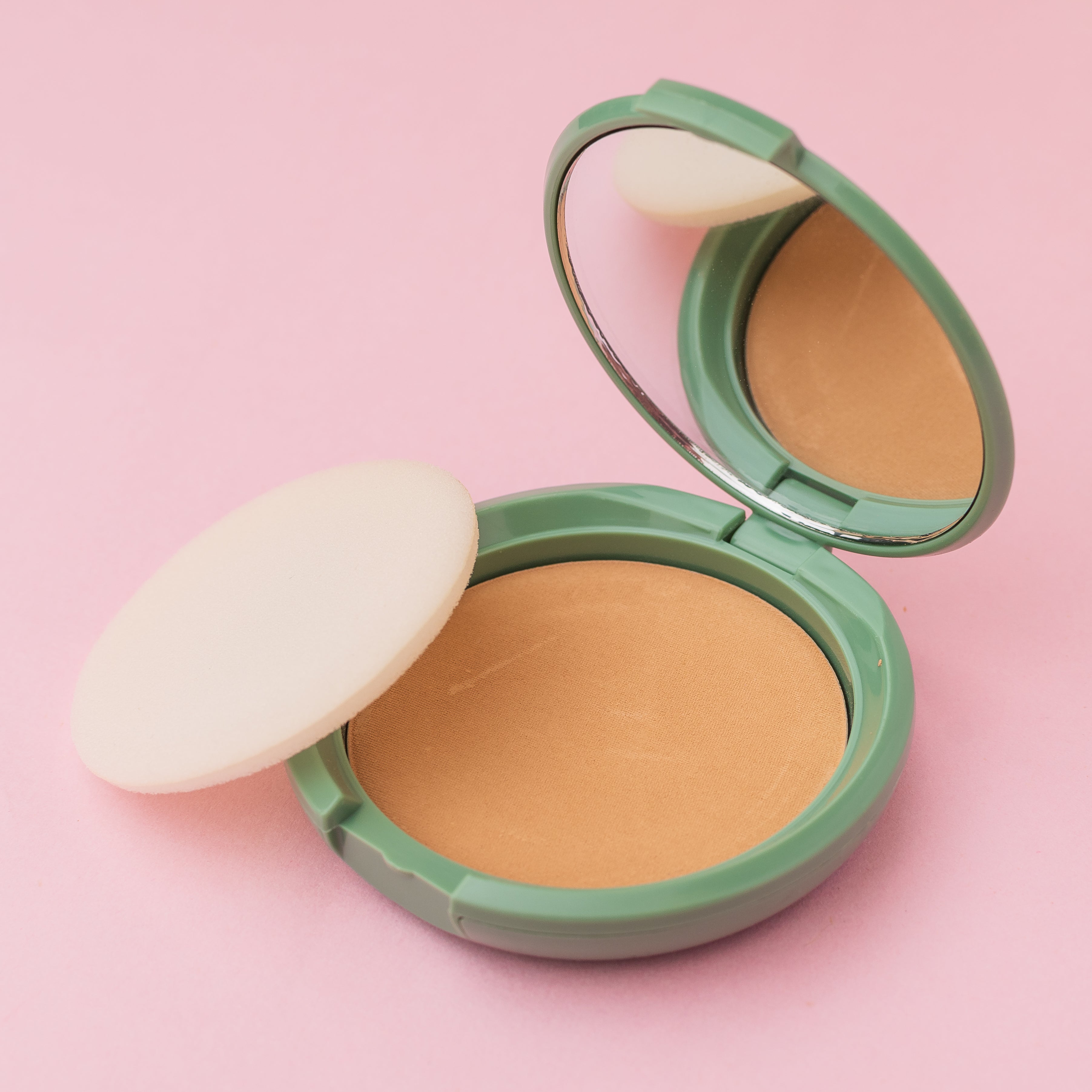 Polvo compacto Ana Maria Tono Sandalo  15g