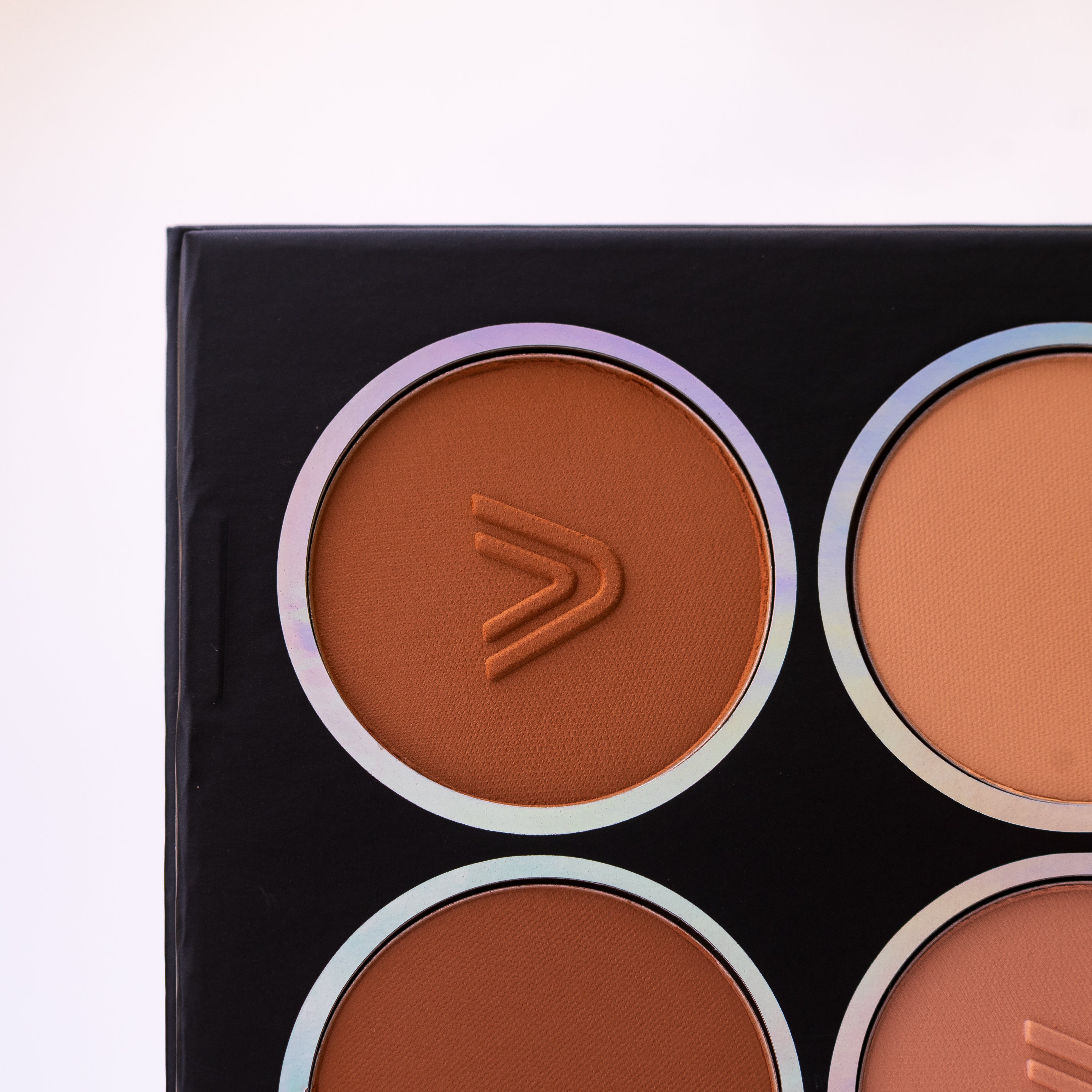 Paleta de polvos compactos x9	Atenea Natural Touch Powder  19,8g