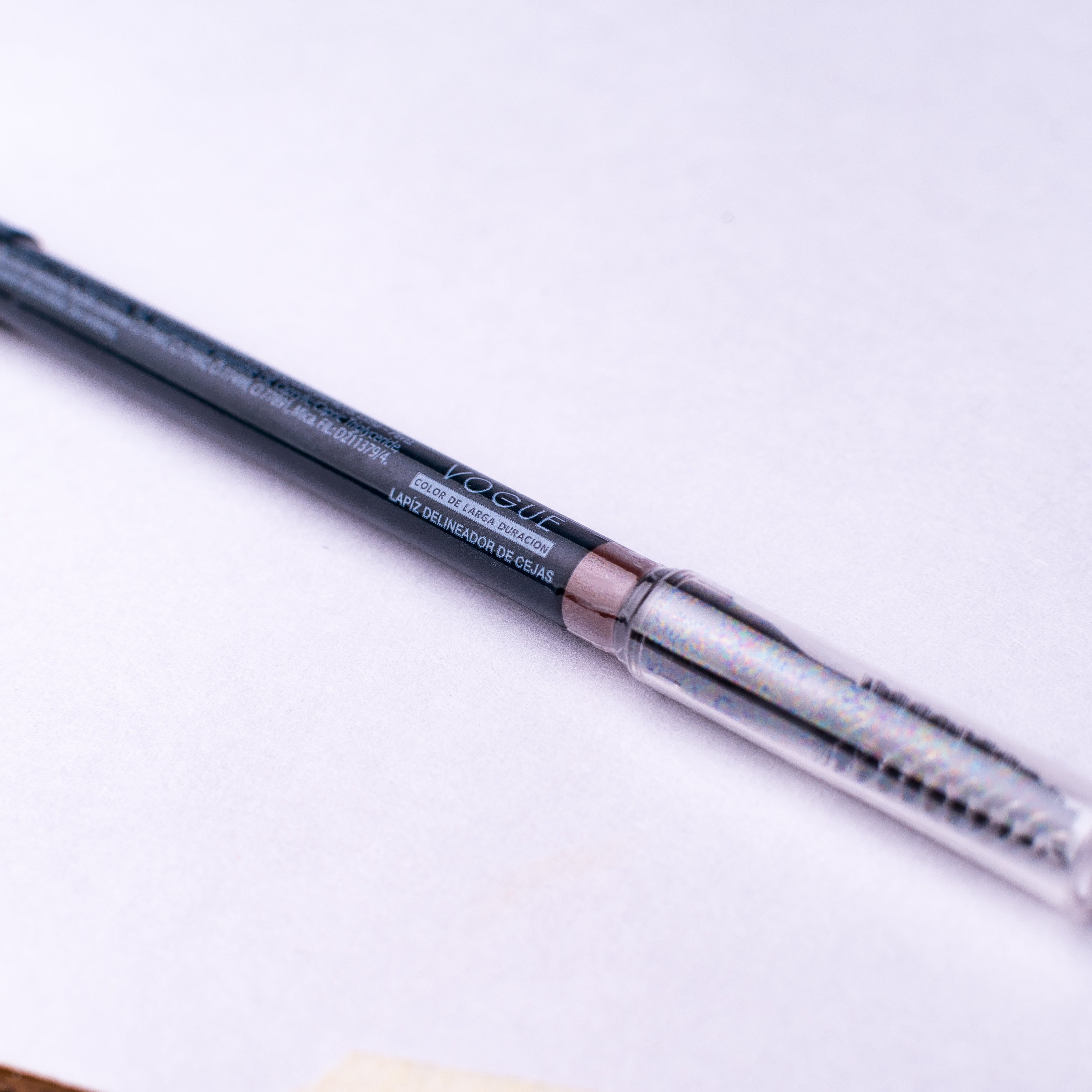 Lápiz delineador Vogue Para Cejas 1,3g