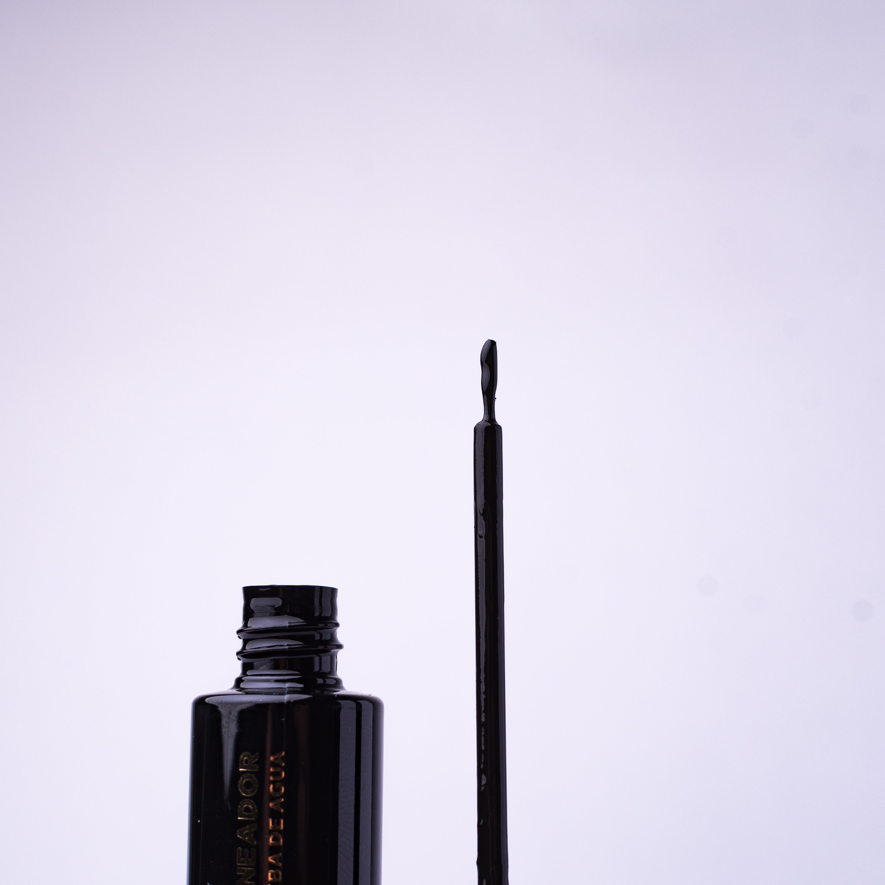 Delineador Vogue Luzette 8g