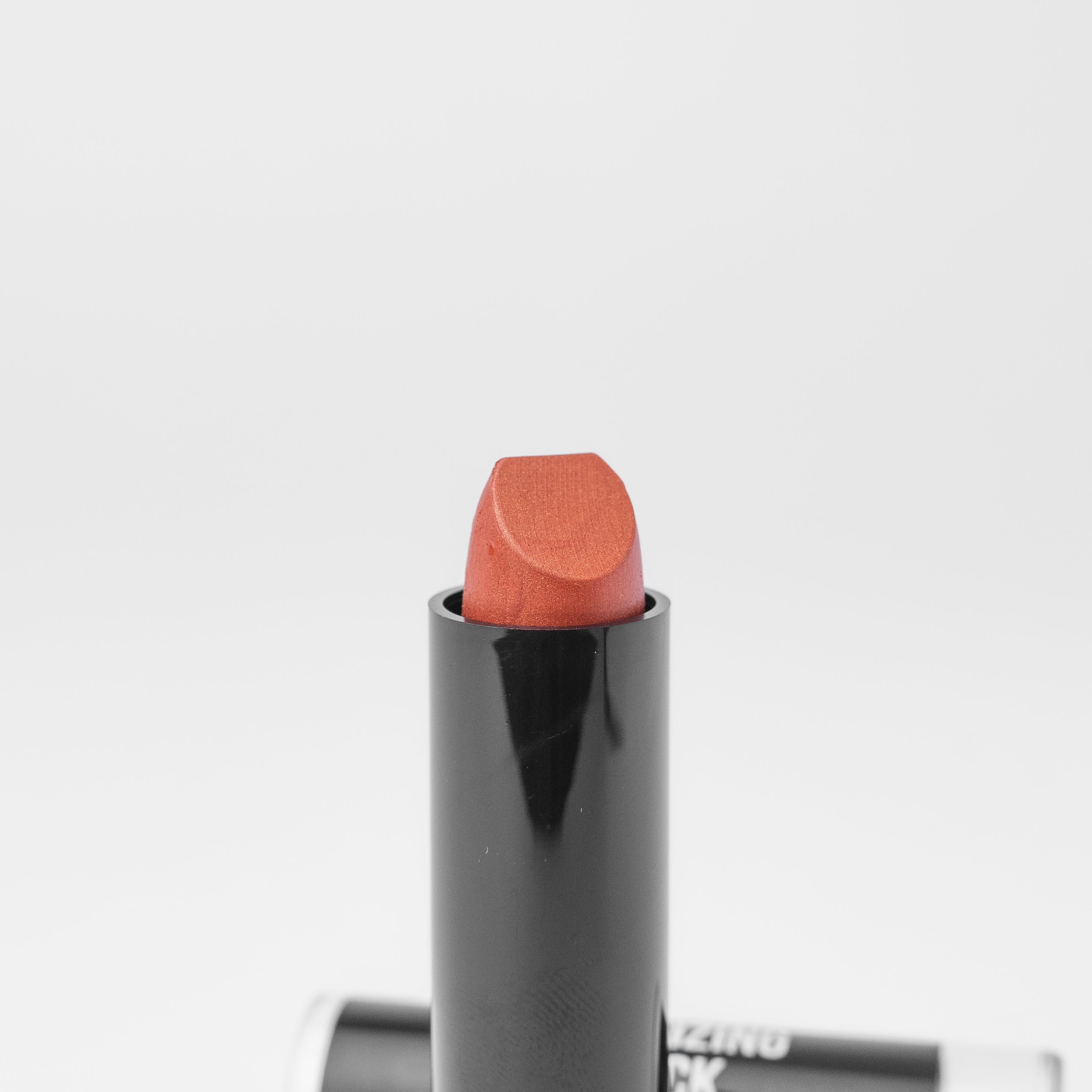 Labial Cremosos Humectante Samy 	Moisturizing Lipstick Nº 18	4g